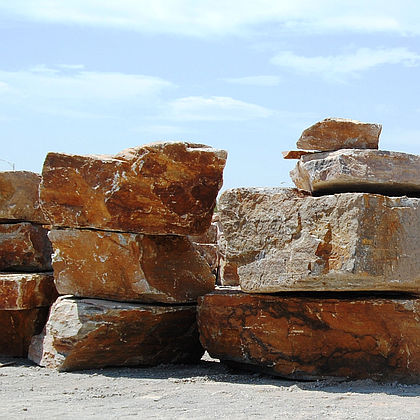 Autumn Gold 5-8" Landscape Slabs